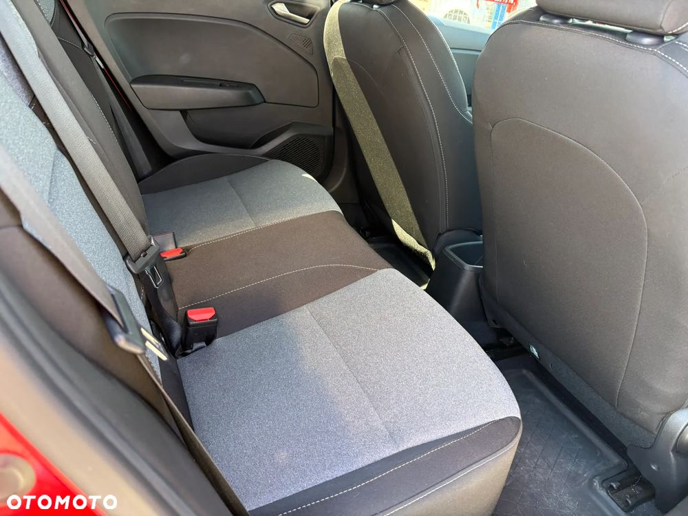 Mitsubishi Colt 1.0T Invite Style Cold - 26