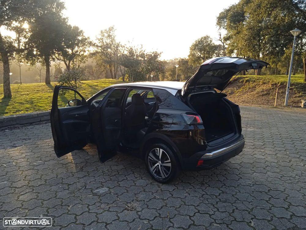 Peugeot 3008 1.6 Hybrid Allure Pack e-EAT8 - 48
