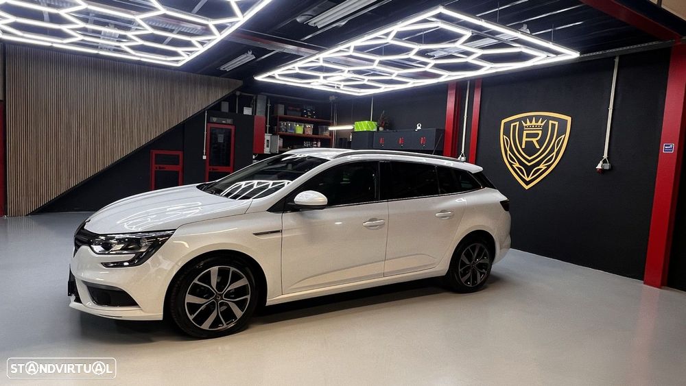 Renault Mégane Sport Tourer 1.5 dCi Bose Edition EDC - 24