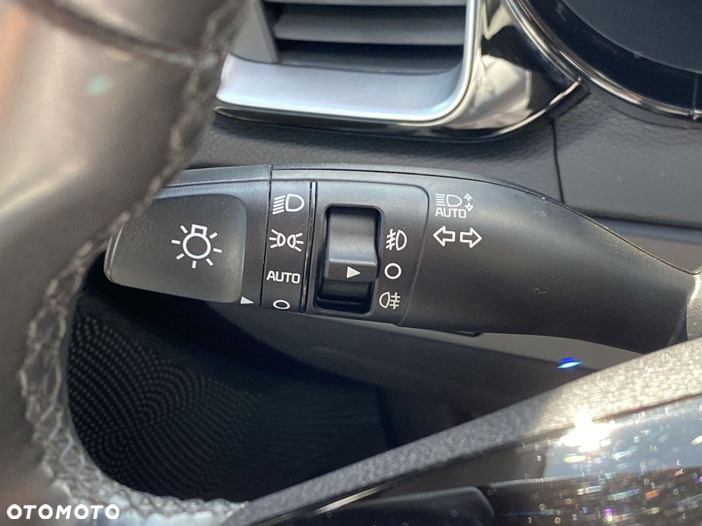 Kia XCeed - 20