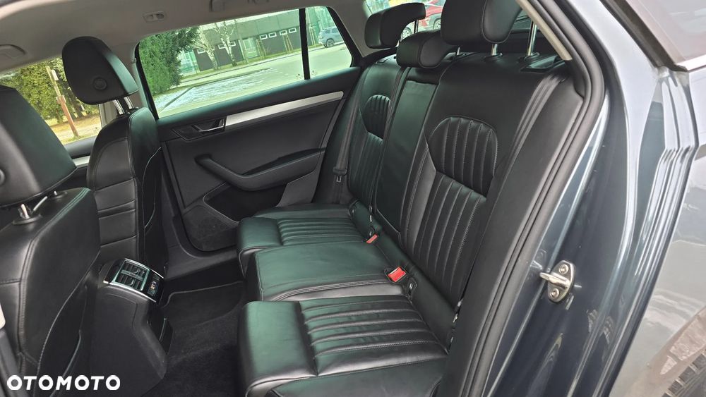 Skoda Superb 1.6 TDI Style - 18