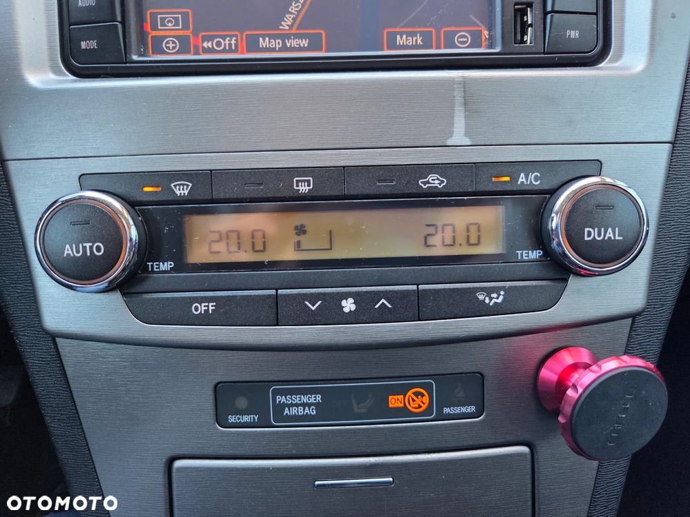 Toyota Avensis 1.6 Edition - 25