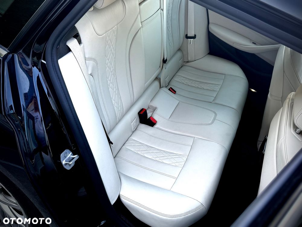 BMW Seria 5 540d xDrive Luxury Line - 27