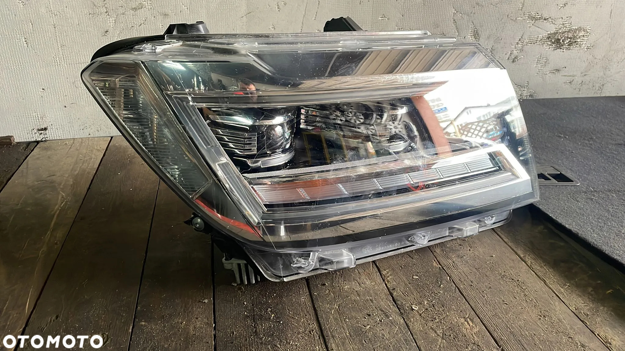 Lampa przednia prawa VW Crafter 2 2017-2021 Full Led 7C1941036 - 3
