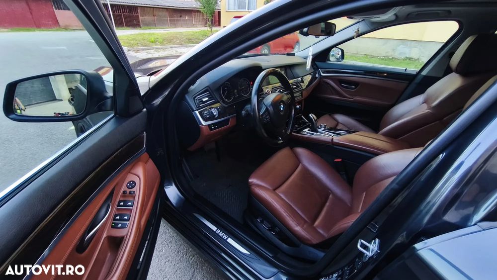 BMW Seria 5 525d xDrive - 8