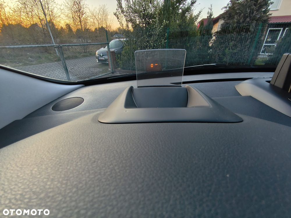 Peugeot 3008 HDi FAP 165 Automatik Allure - 19