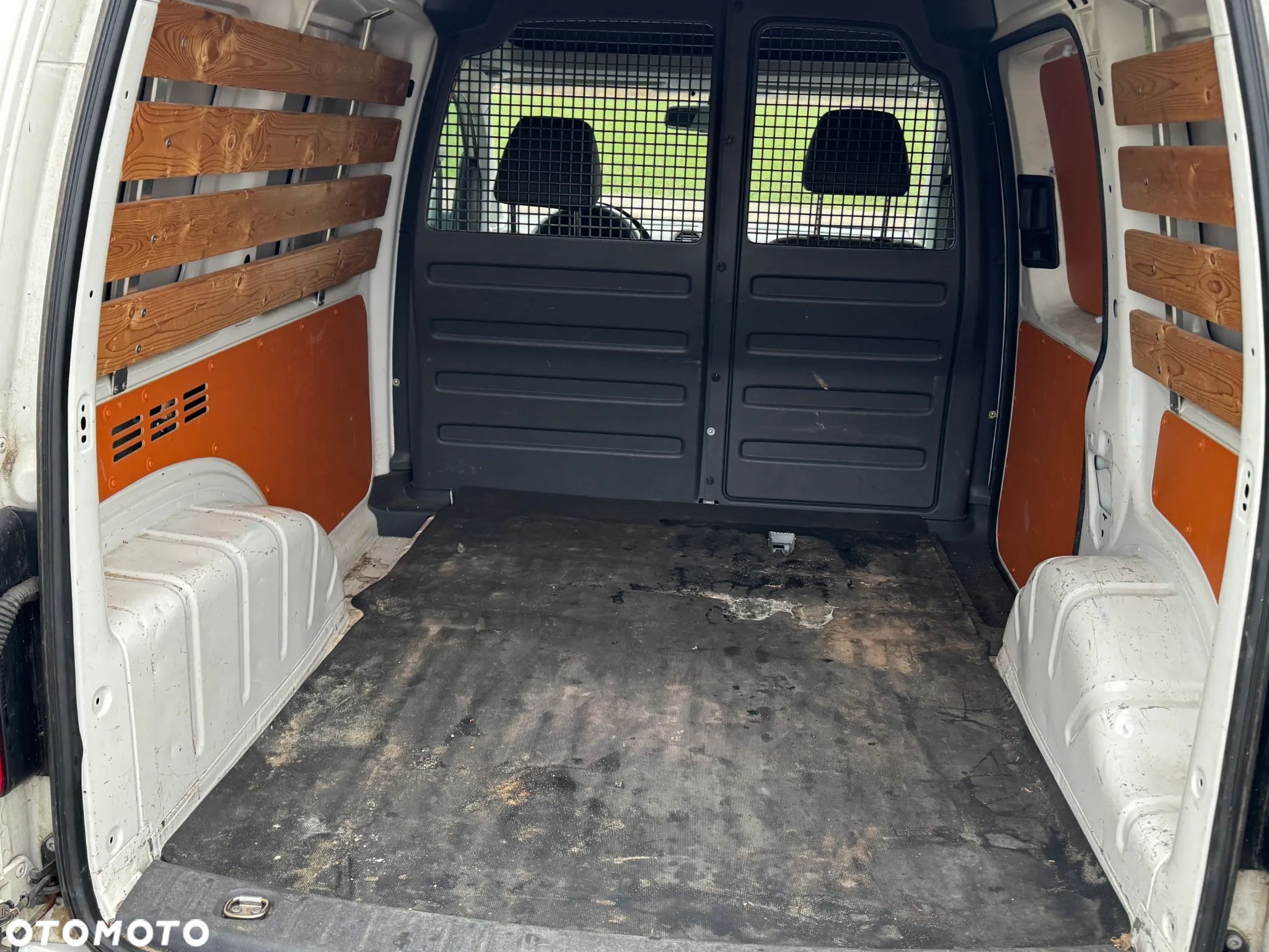 Volkswagen CADDY - 16