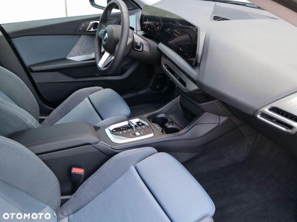 BMW Seria 2 216i - 23