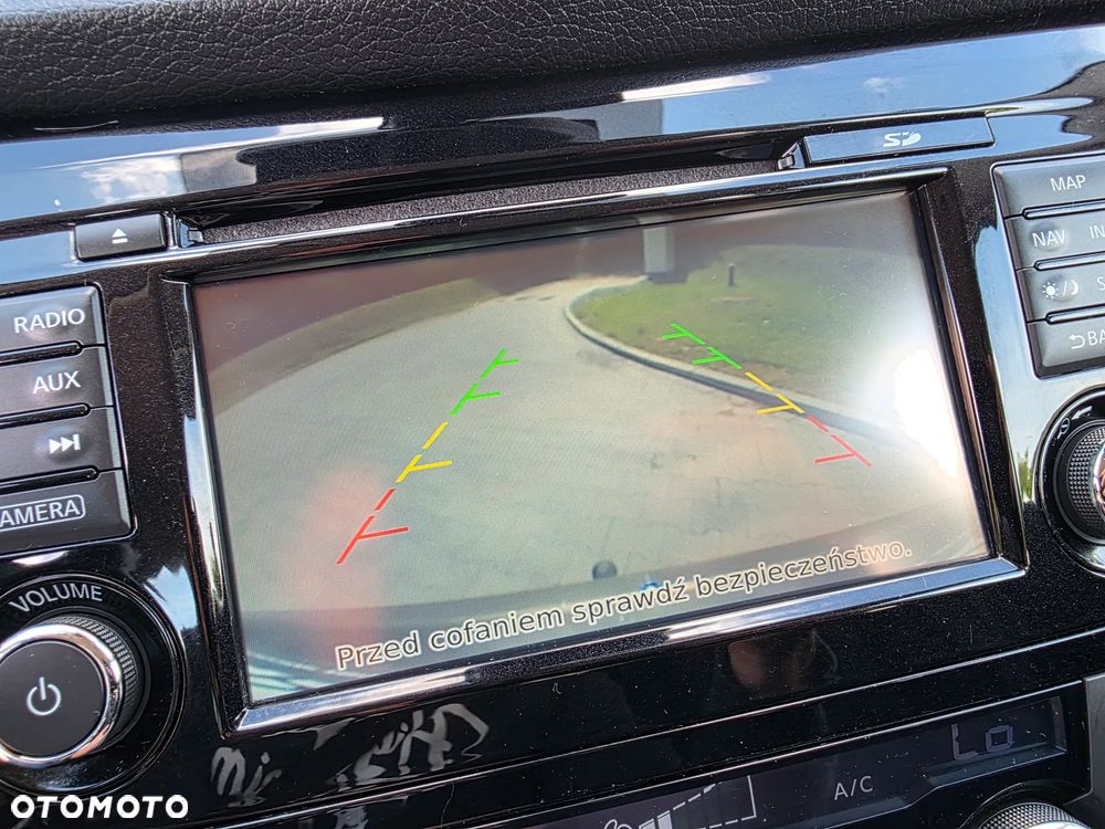 Nissan Qashqai 1.6 DIG-T N-Connecta - 23