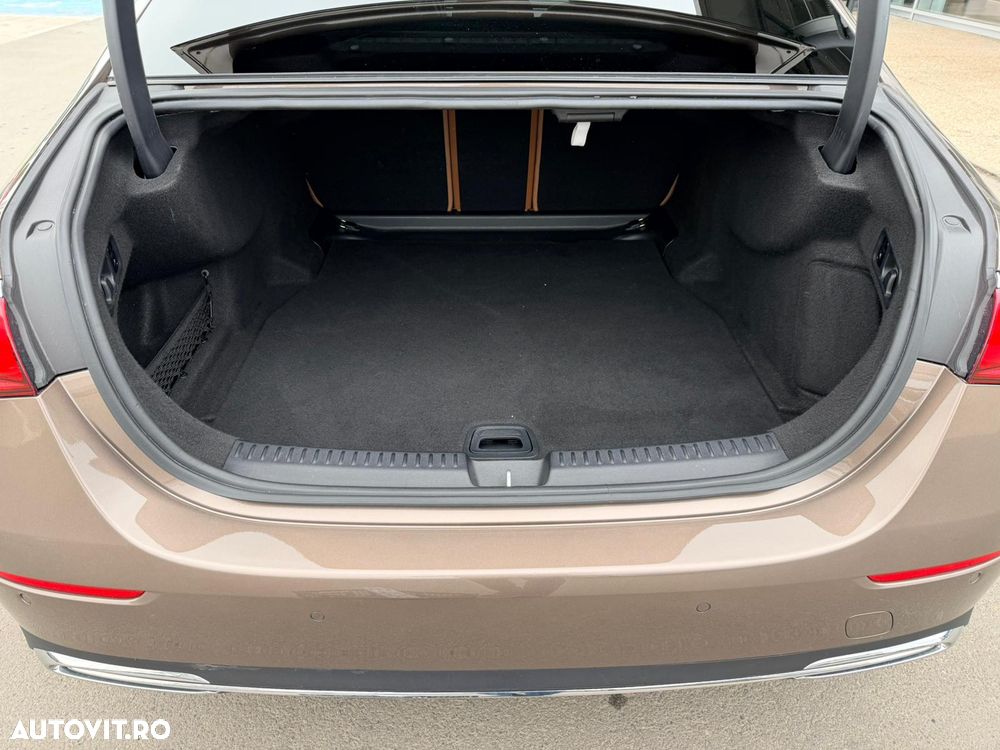 Mercedes-Benz E 220 d MHEV 4MATIC Aut. - 19