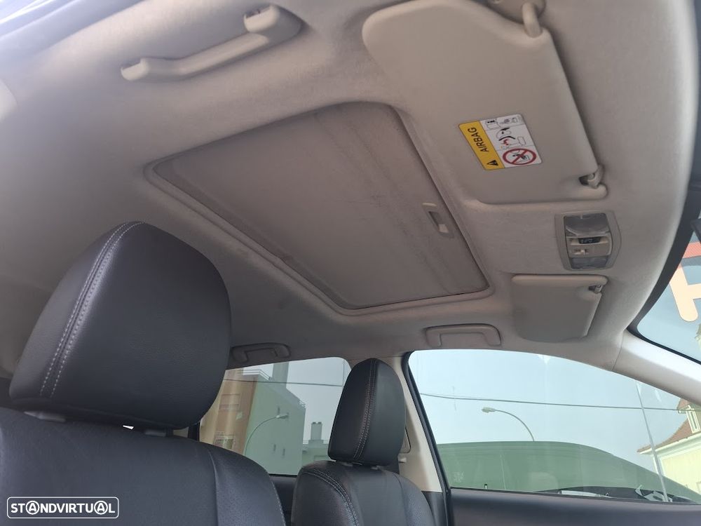 Mitsubishi Outlander - 58