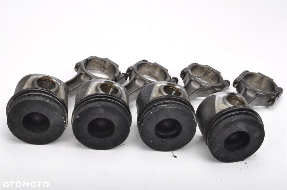 JETTA 2.0 TDI 16V 140KM TŁOK Z KORBOWODEM 05-10 - 2