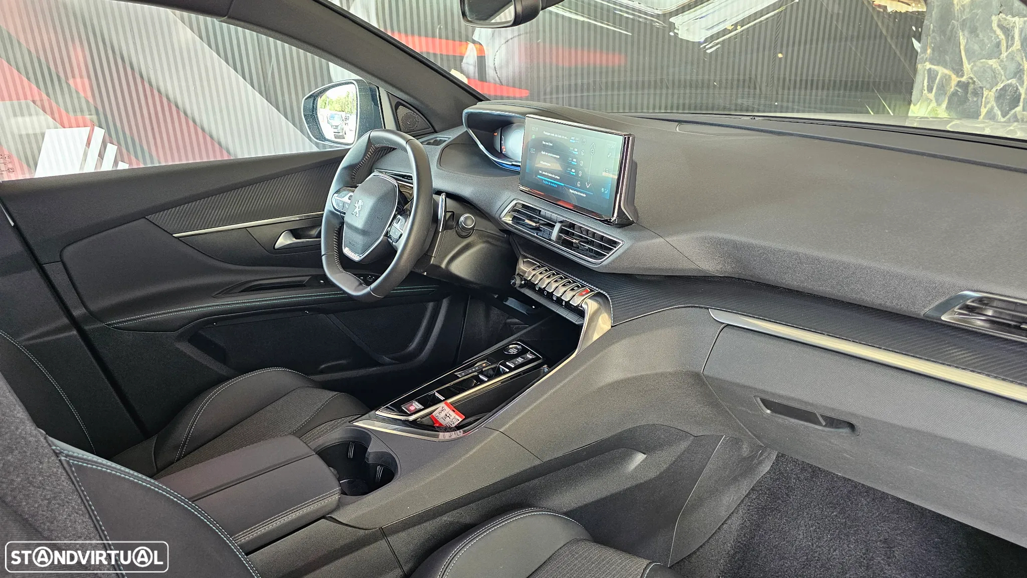 Peugeot 5008 1.2 Hybrid Allure Pack e-DCS6 - 28