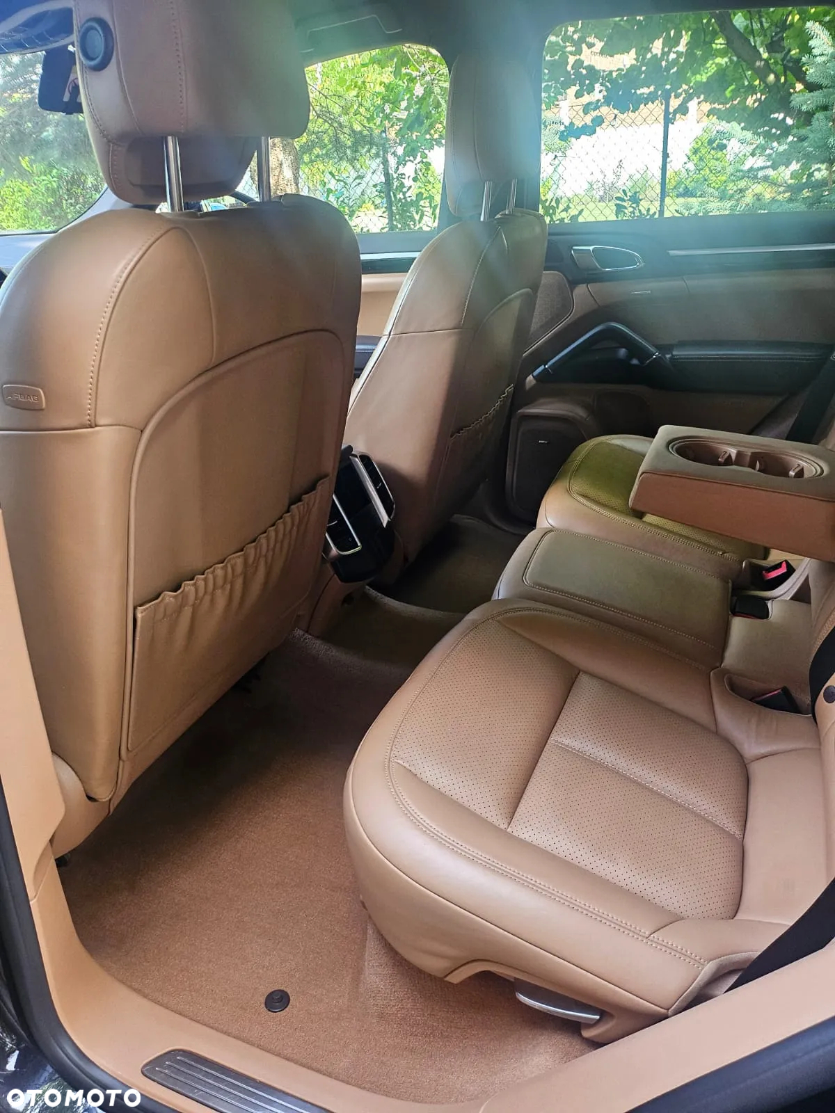 Porsche Cayenne Diesel Platinum Edition - 16