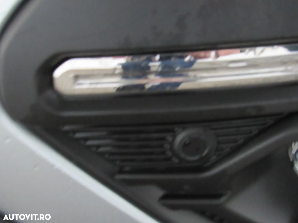 Dacia Sandero Stepway TCe 90 MT6 Comfort - 29