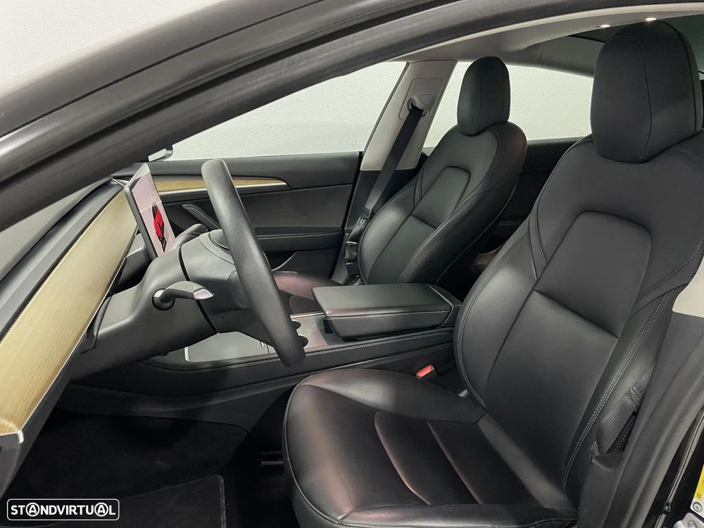 Tesla Model 3 Long Range Tração Traseira - 11