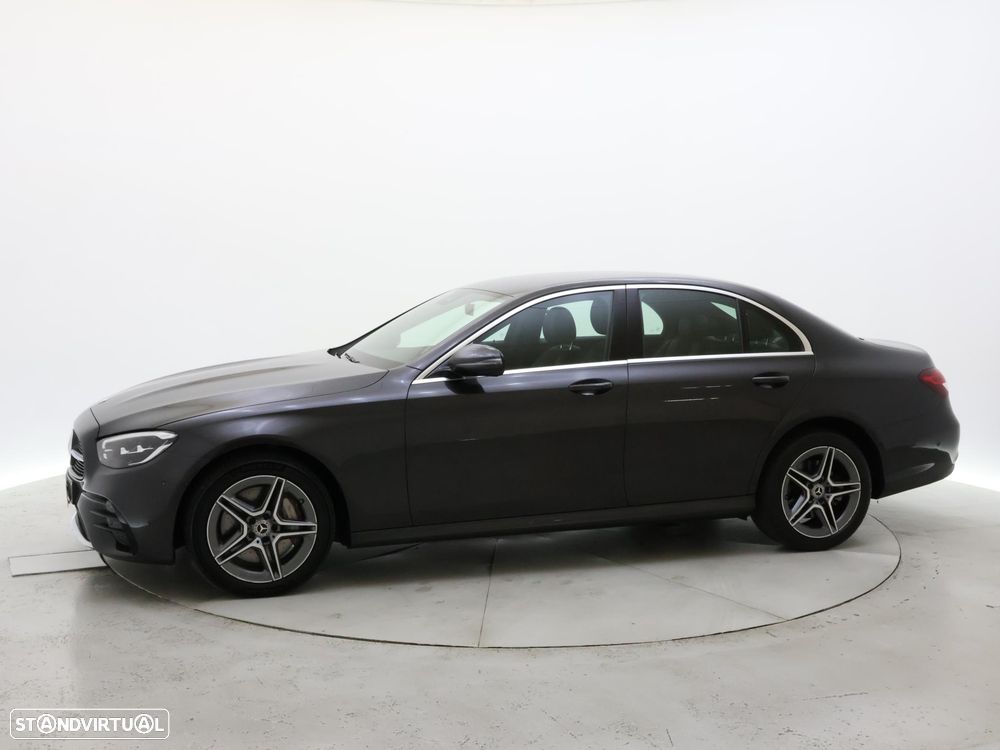 Mercedes-Benz E 300 de AMG Line - 2