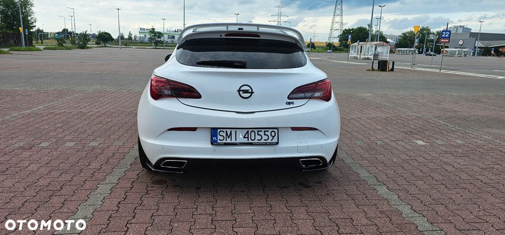 Opel Astra OPC EU6 - 4