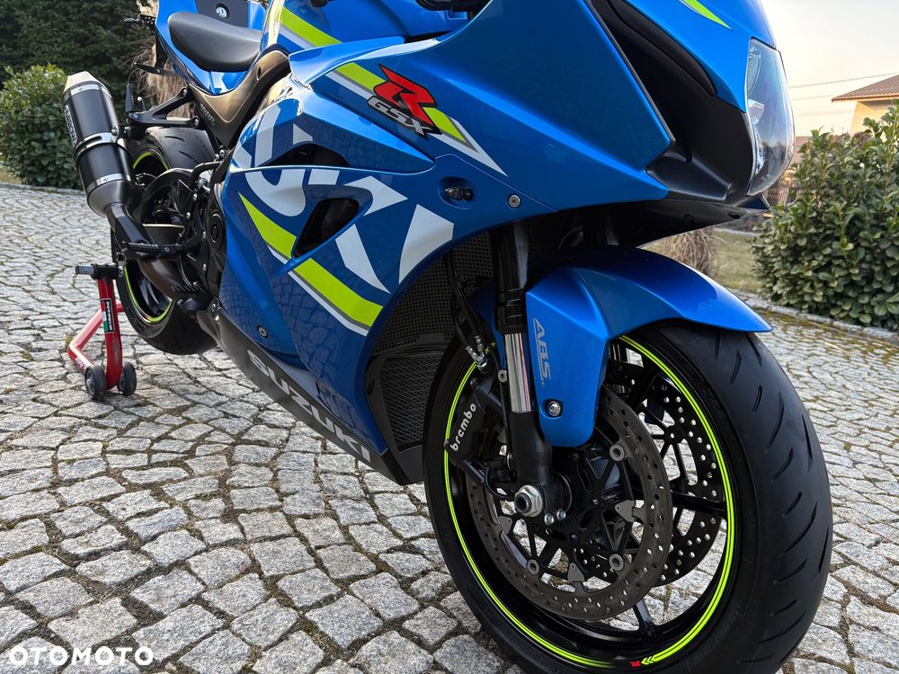 Suzuki GSX-R - 27