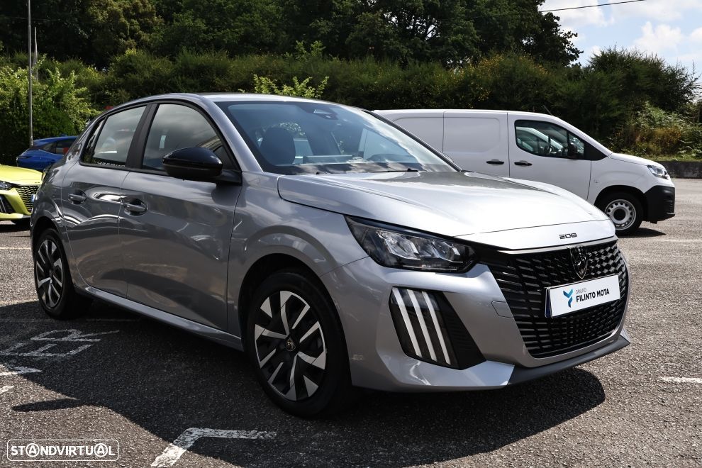 Peugeot 208 - 4