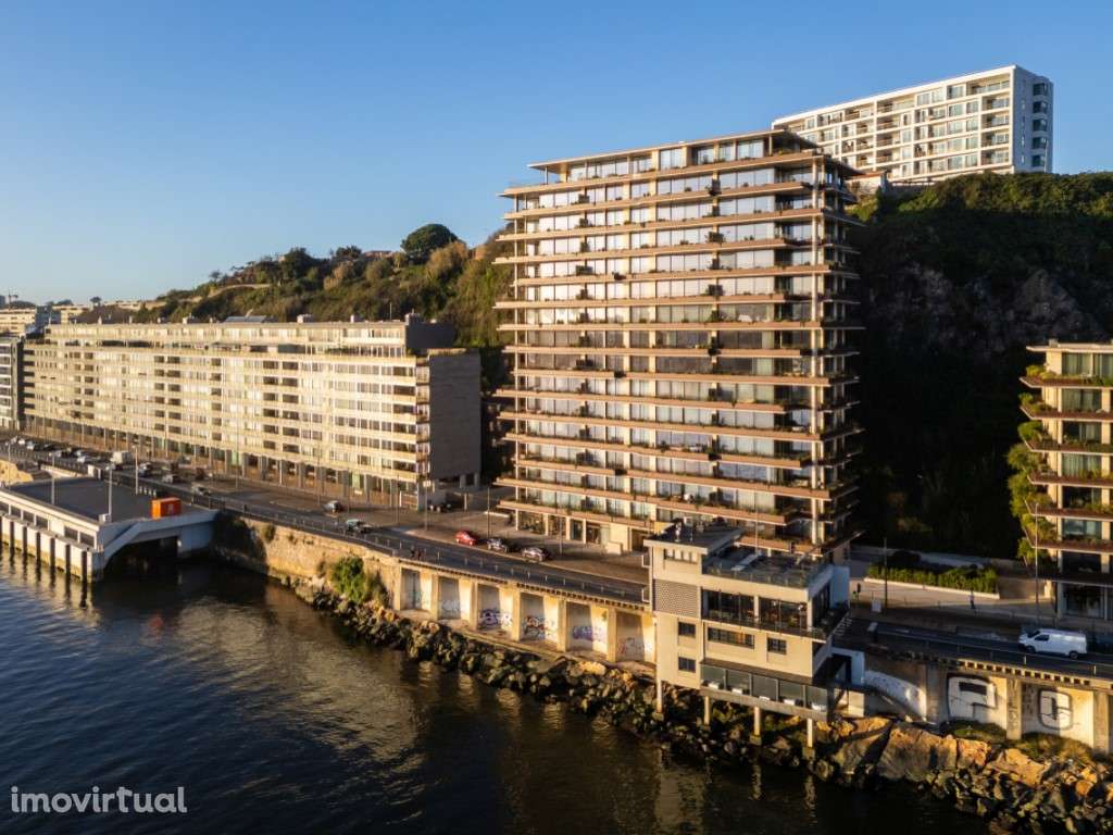 Sumptuoso T3 novo em frente ao Rio Douro - Grande imagem: 2/55