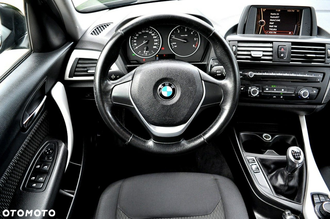 BMW Seria 1 118d DPF - 6