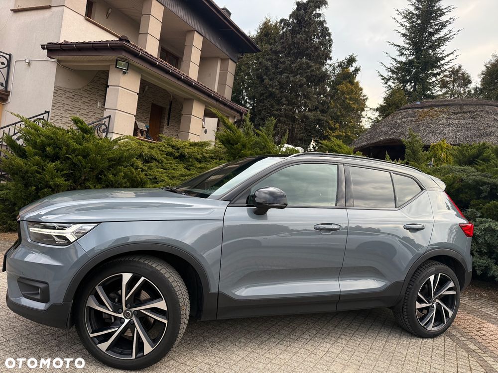 Volvo XC 40 B4 B DKG Ultra Dark - 4