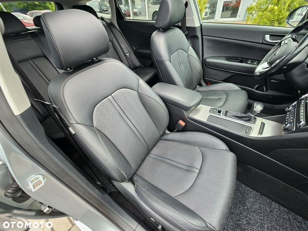 Kia Optima - 15