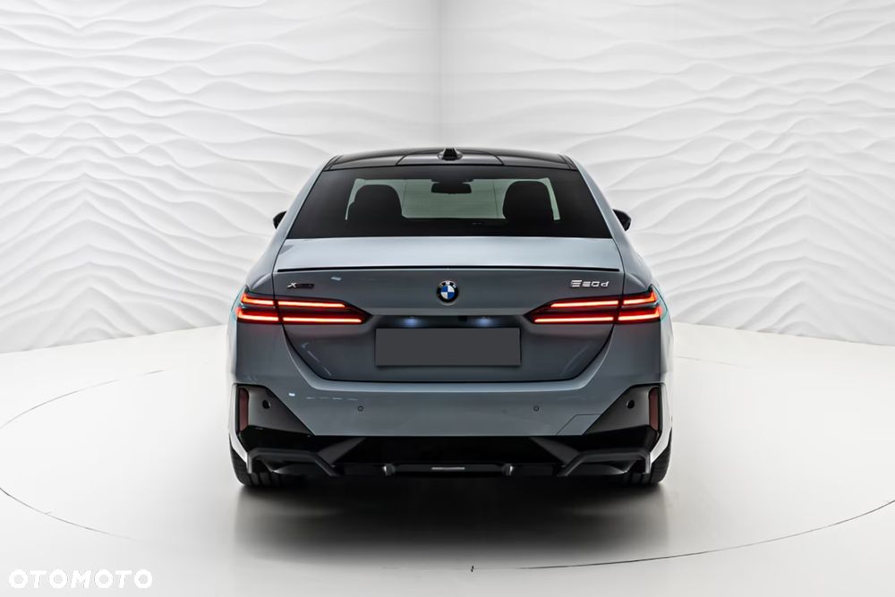 BMW Seria 5 520d xDrive mHEV - 7
