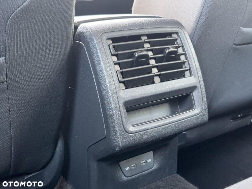 Volkswagen Golf 1.5 TSI EVO Life - 19