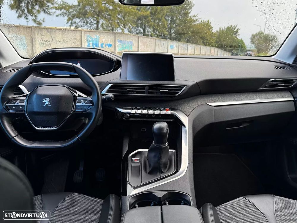 Peugeot 3008 1.2 PureTech Allure - 6