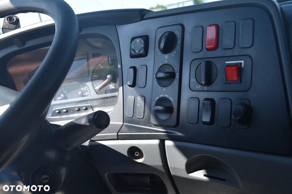 Mercedes-Benz Axor 2628 - 17