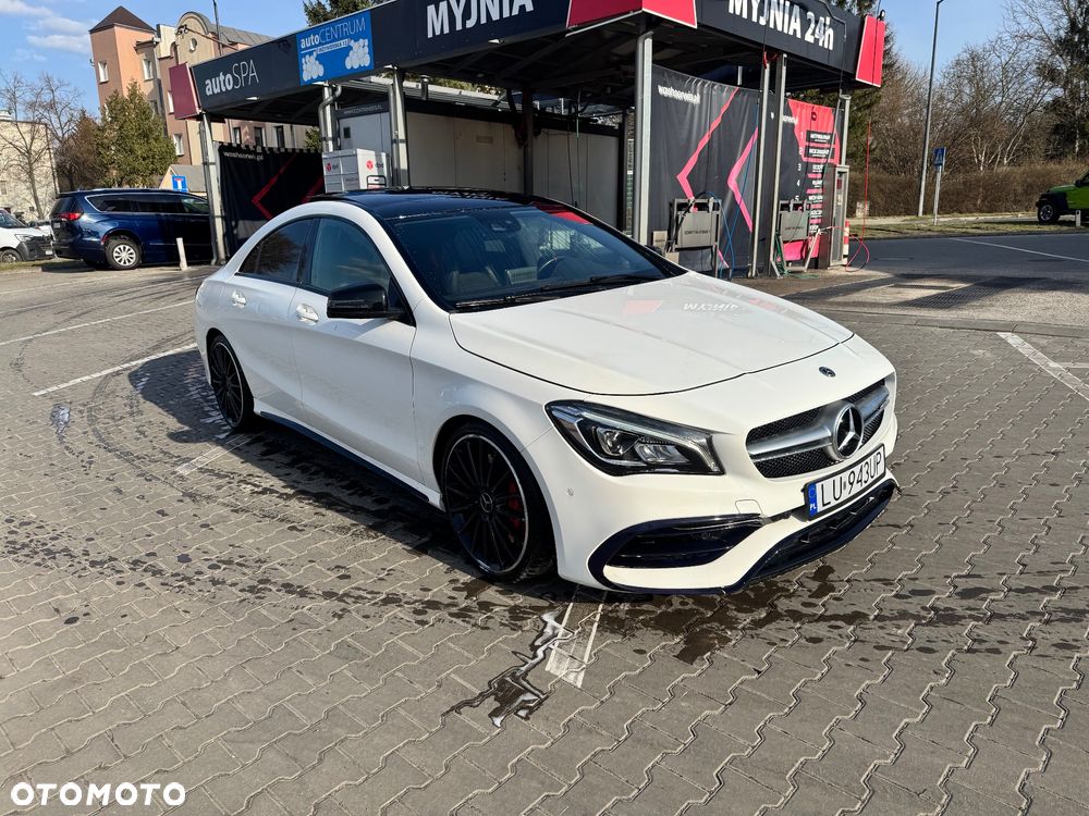 Mercedes-Benz CLA - 1