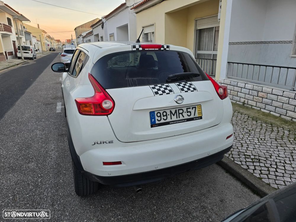 Nissan Juke 1.6 Eco Tekna Sport - 2