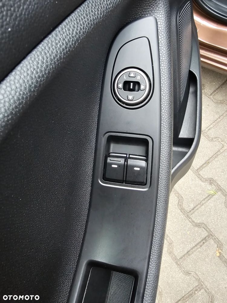 Hyundai i20 1.2 Fresh - 21