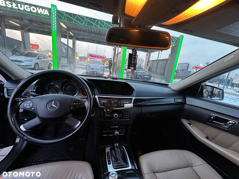 Mercedes-Benz Klasa E 200 CDI DPF BlueEFFICIENCY Automatik - 5
