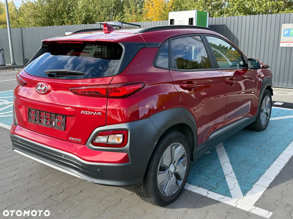 Hyundai Kona Select - 4
