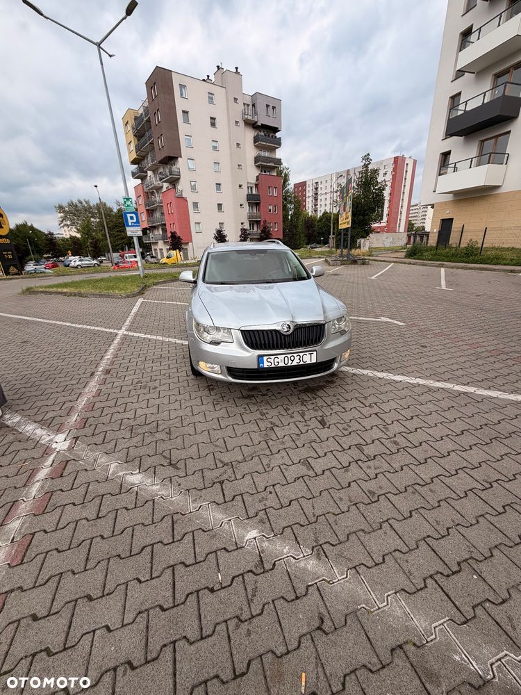 Skoda Superb 2.0 TDI Active DSG - 3