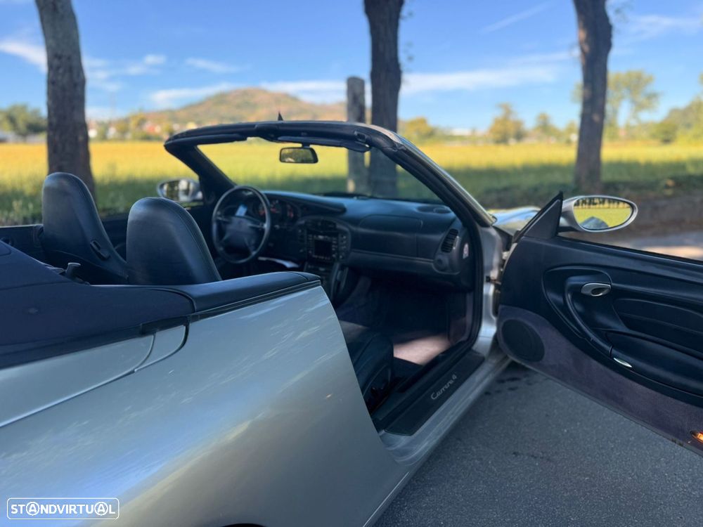 Porsche 911 Série F - 30