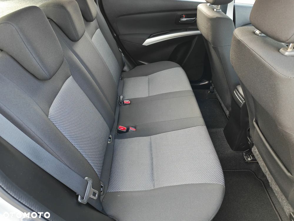 Suzuki SX4 S-Cross 1.6 VVT 4x2 Comfort - 28