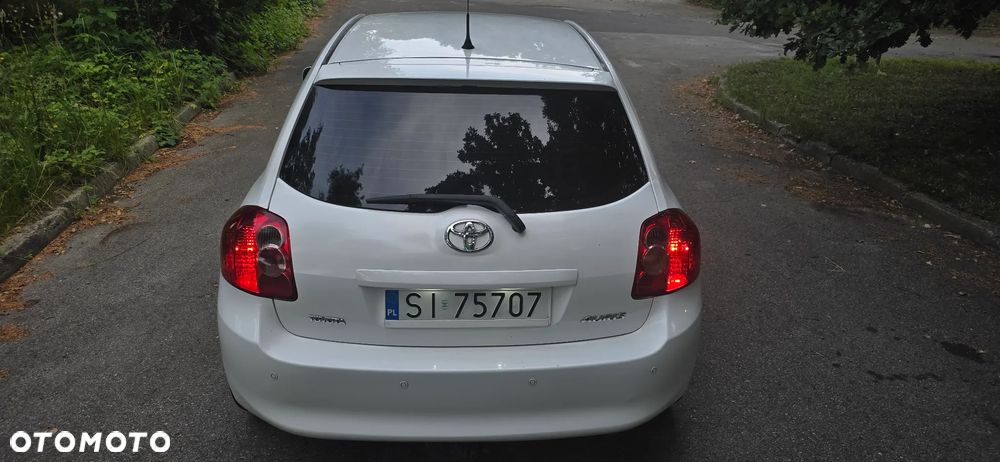 Toyota Auris 2.2 D-4D D-CAT - 7