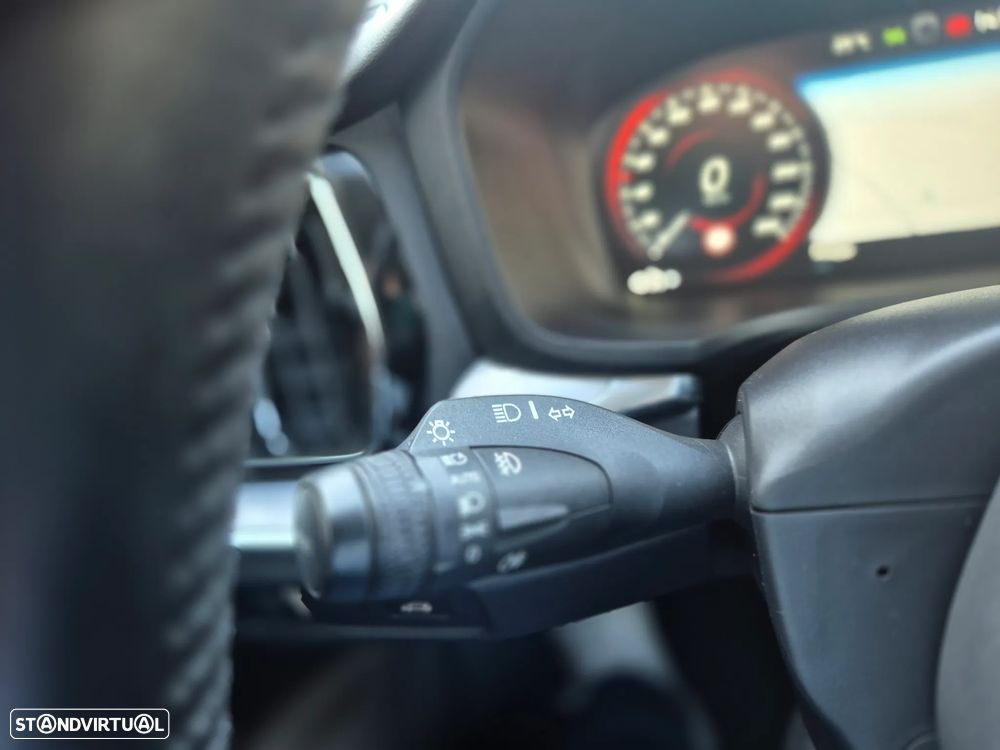 Volvo V60 2.0 D3 R-Design Geartronic - 49