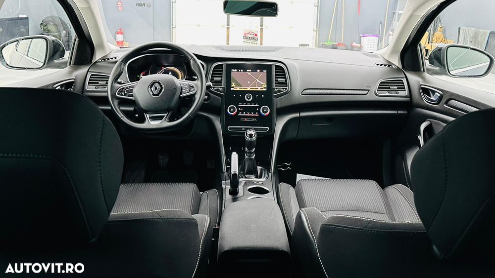 Renault Megane ENERGY TCe 130 LIMITED - 6