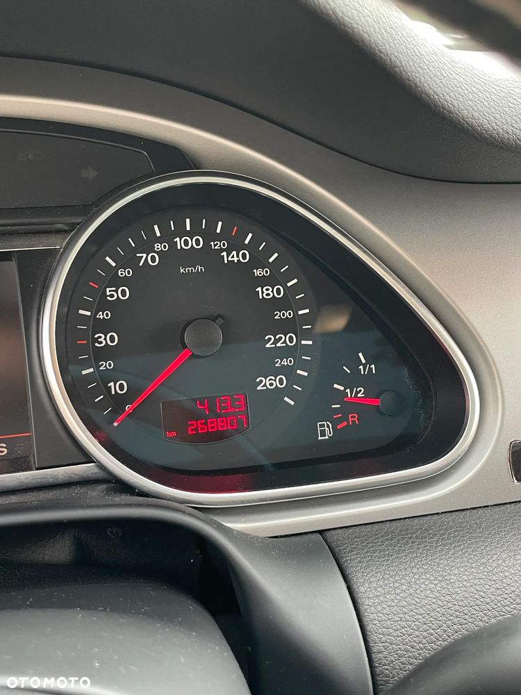 Audi Q7 - 13
