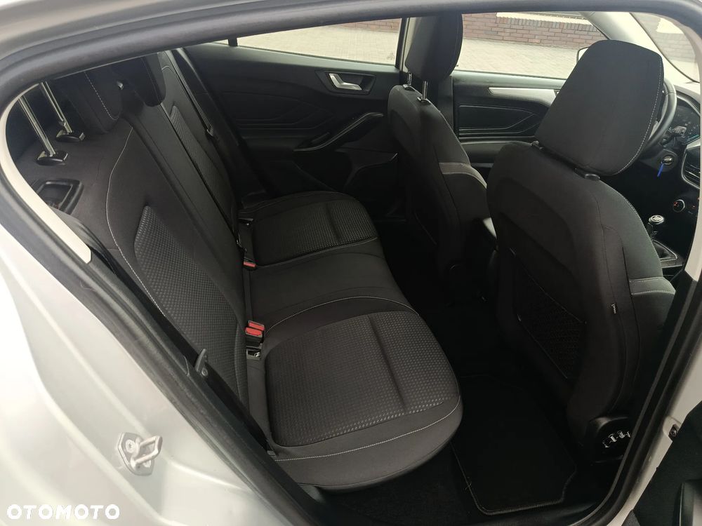 Ford Focus 1.5 EcoBoost Start-Stopp-System COOL&CONNECT - 23