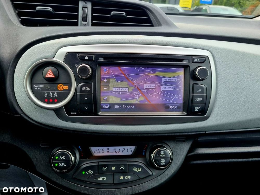 Toyota Yaris 1.5 VVT-i Selection - 18