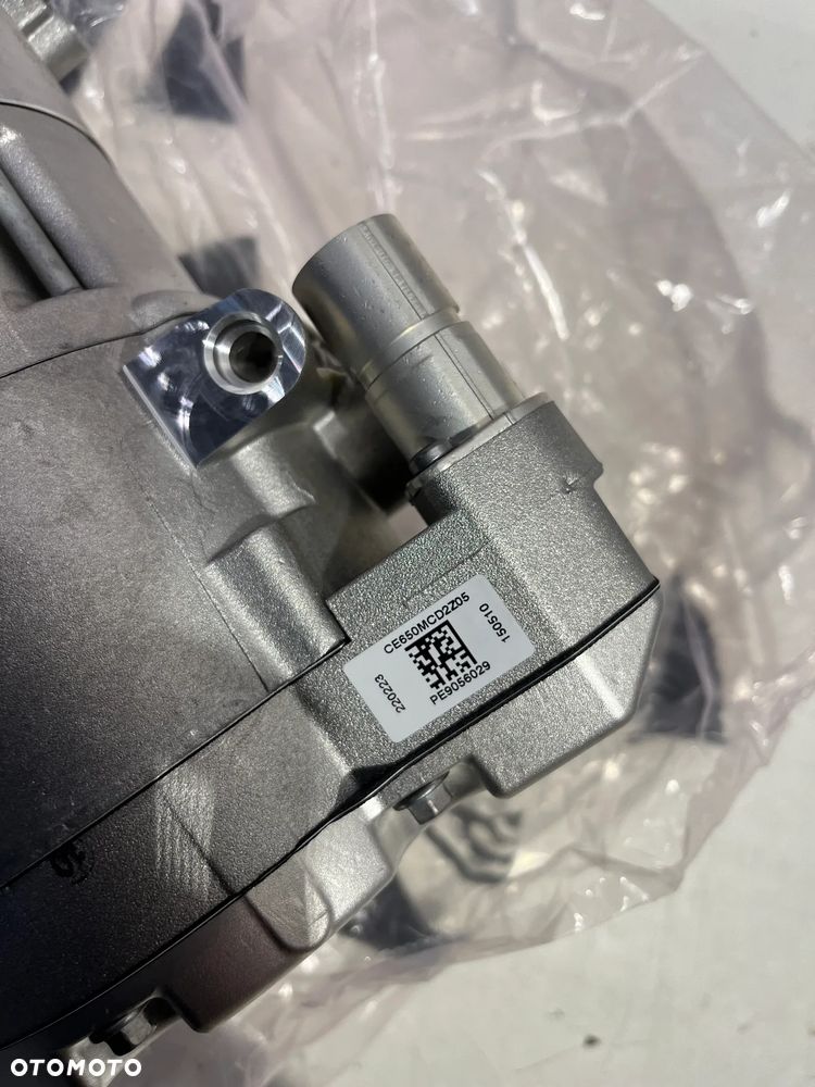 Kompresor / Sprężarka klimatyzacji BMW 6452-9496112-05 NOWA - 4