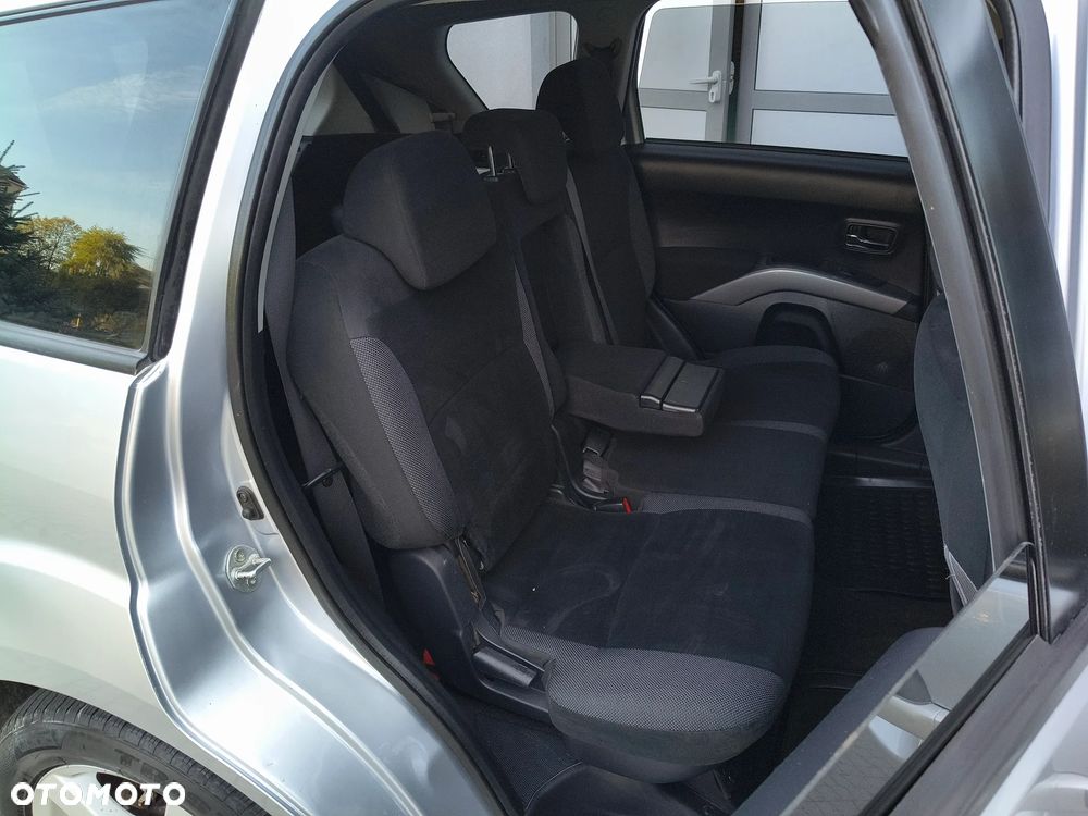 Mitsubishi Outlander 2.2 DI-D 4WD Instyle - 18