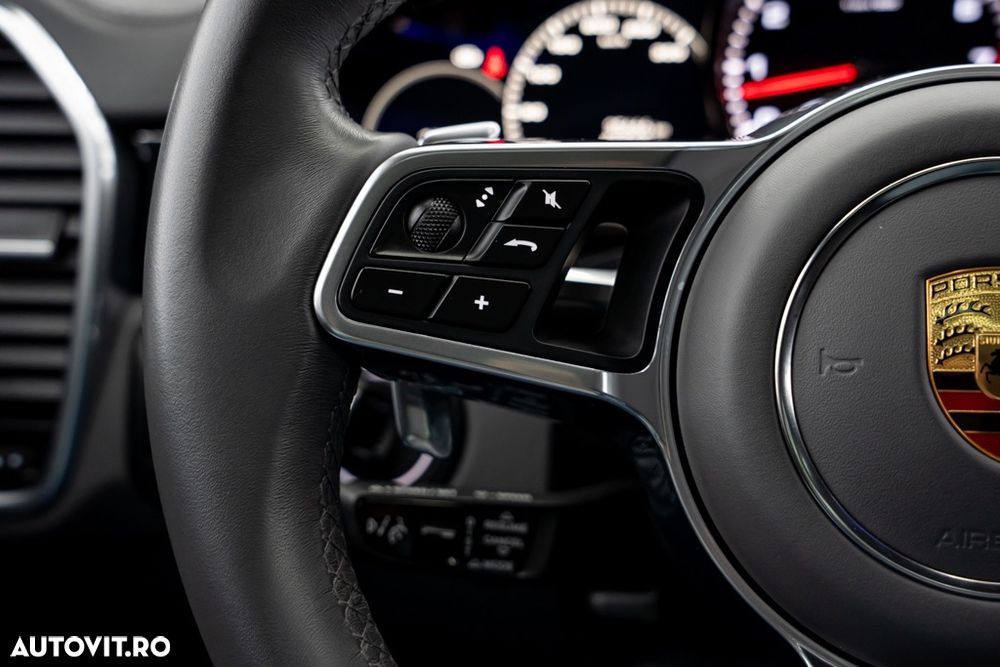 Porsche Cayenne Coupe S Tiptronic S Platinum Edition - 32