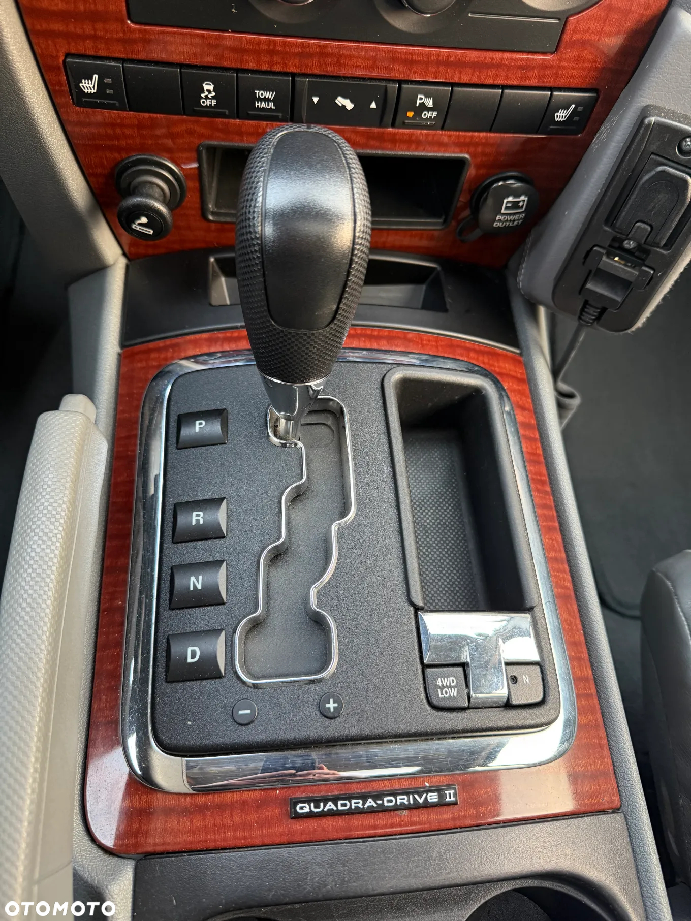 Jeep Grand Cherokee 5.7 V8 Limited Executive - 36